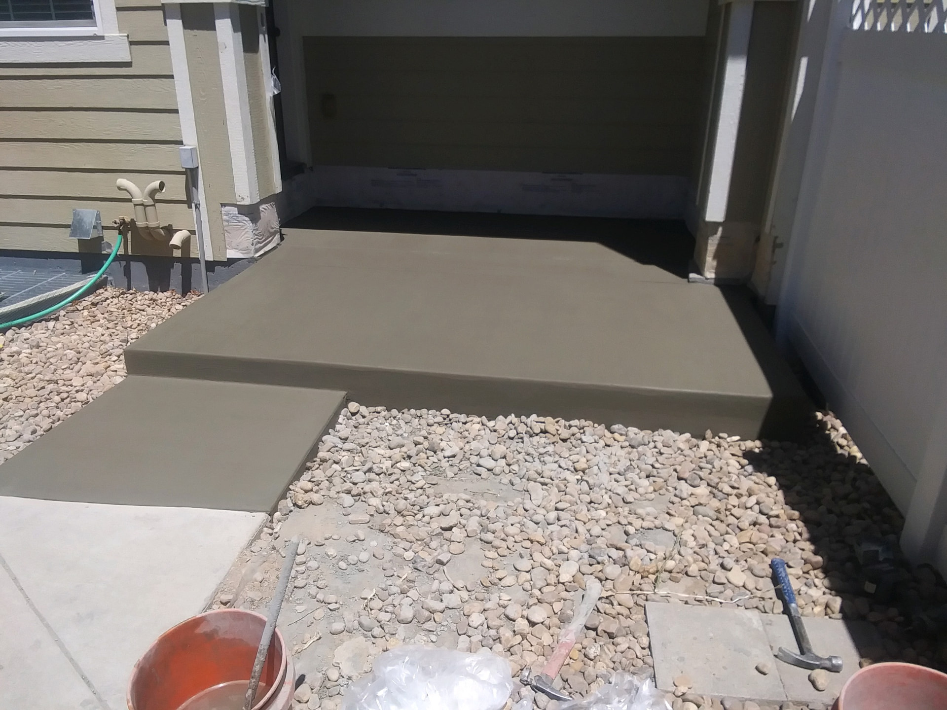 What is concrete service?